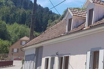 Gîte pour 6 personnes, avec jardin à Sewen