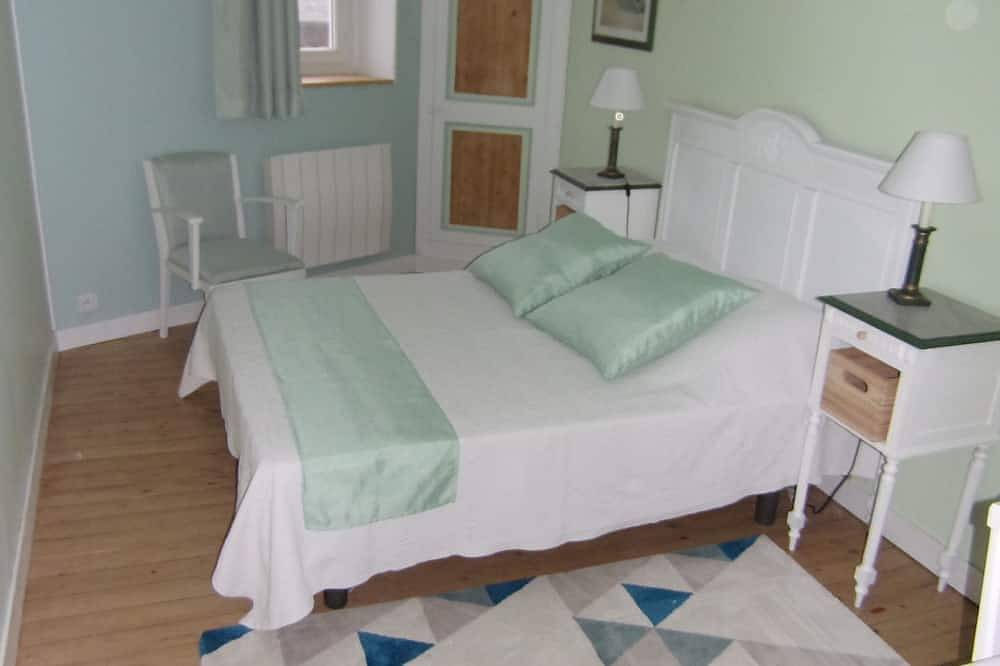 Gîte pour 8 personnes (4 chambres) à Yport à 50m de la mer (à 8km d'Etretat) in Yport, Région du Havre