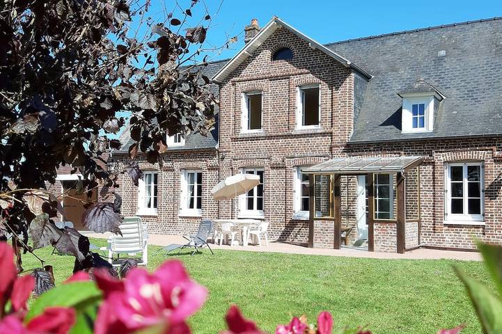 Gîte pour 5 personnes, avec terrasse et jardin à Lammerville