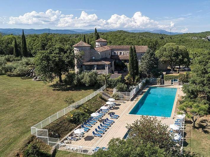 Camping pour 2 personnes, avec Bassin pour enfant