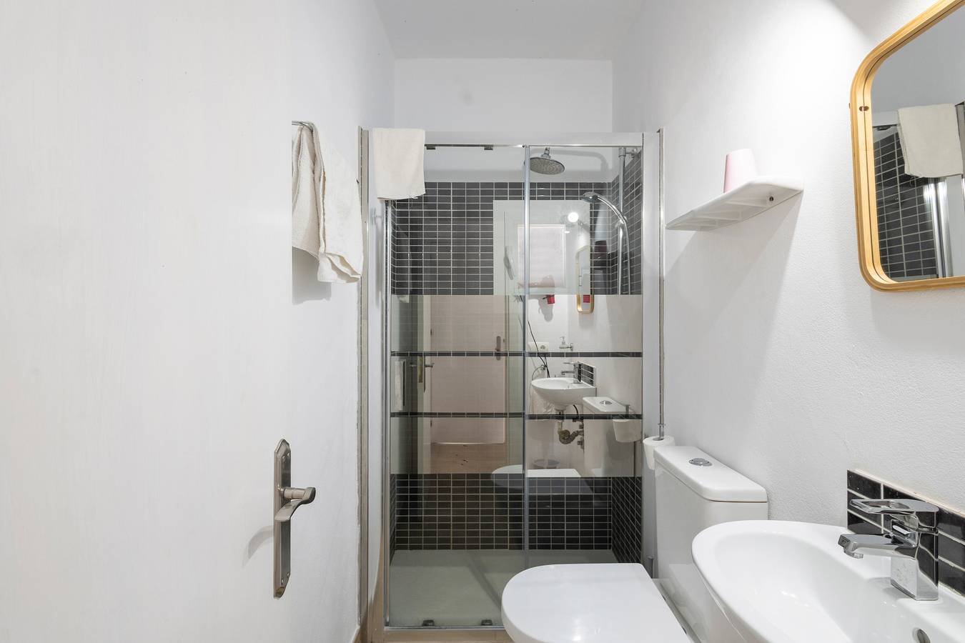 Chambre sur les montagnes avec vue sur la montagne, Wi-Fi et climatisation in Platja es Figueral, Santa Eulària des Riu