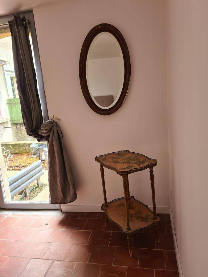 Location de vacances pour 5 personnes, avec Terrasse ainsi que Jardin et Vue à Genillé - 3