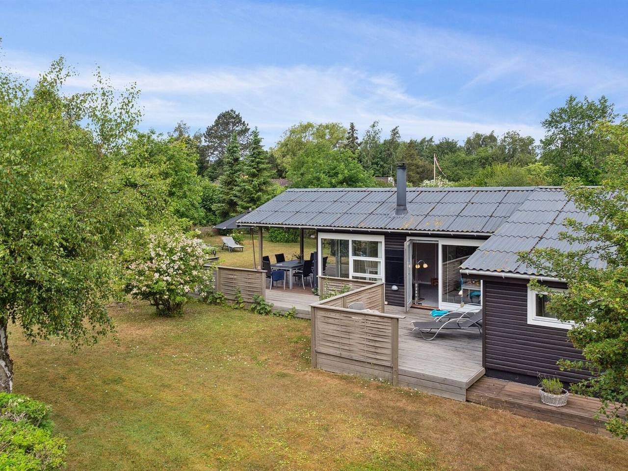 "Holmwith" - 200m from the sea in Fejø, Svenske Østersøen