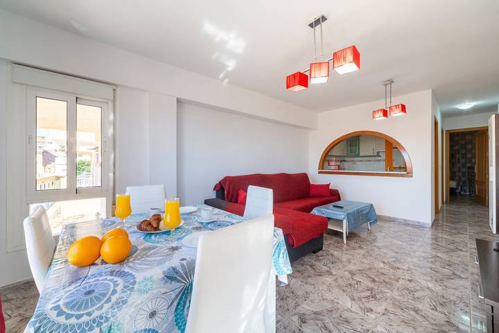 Apartamento de vacaciones para 6 personas, con jardín y piscina para niños - 1