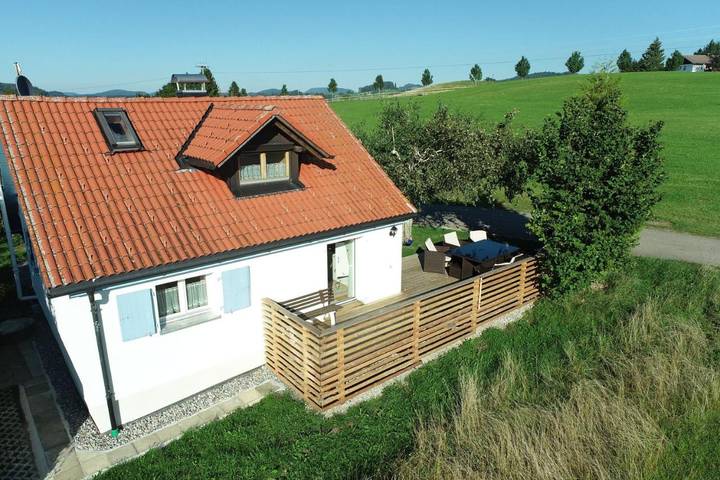 Ferienhaus für 6 Personen, mit Ausblick und Garten in Oberreute