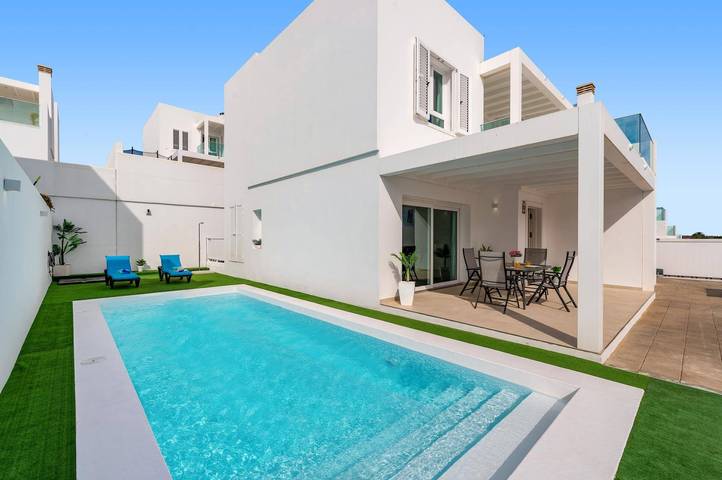 Villa for 6 people, with garden in Costa Teguise