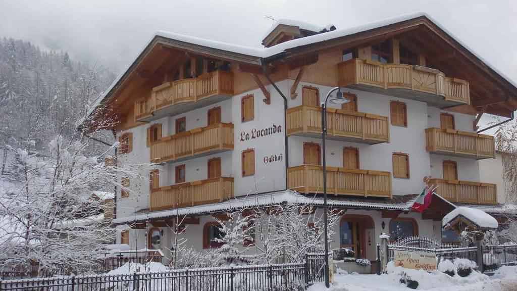 Appartamento intero, Appartamento con balcone e Wifi  in Pinzolo, Giustino