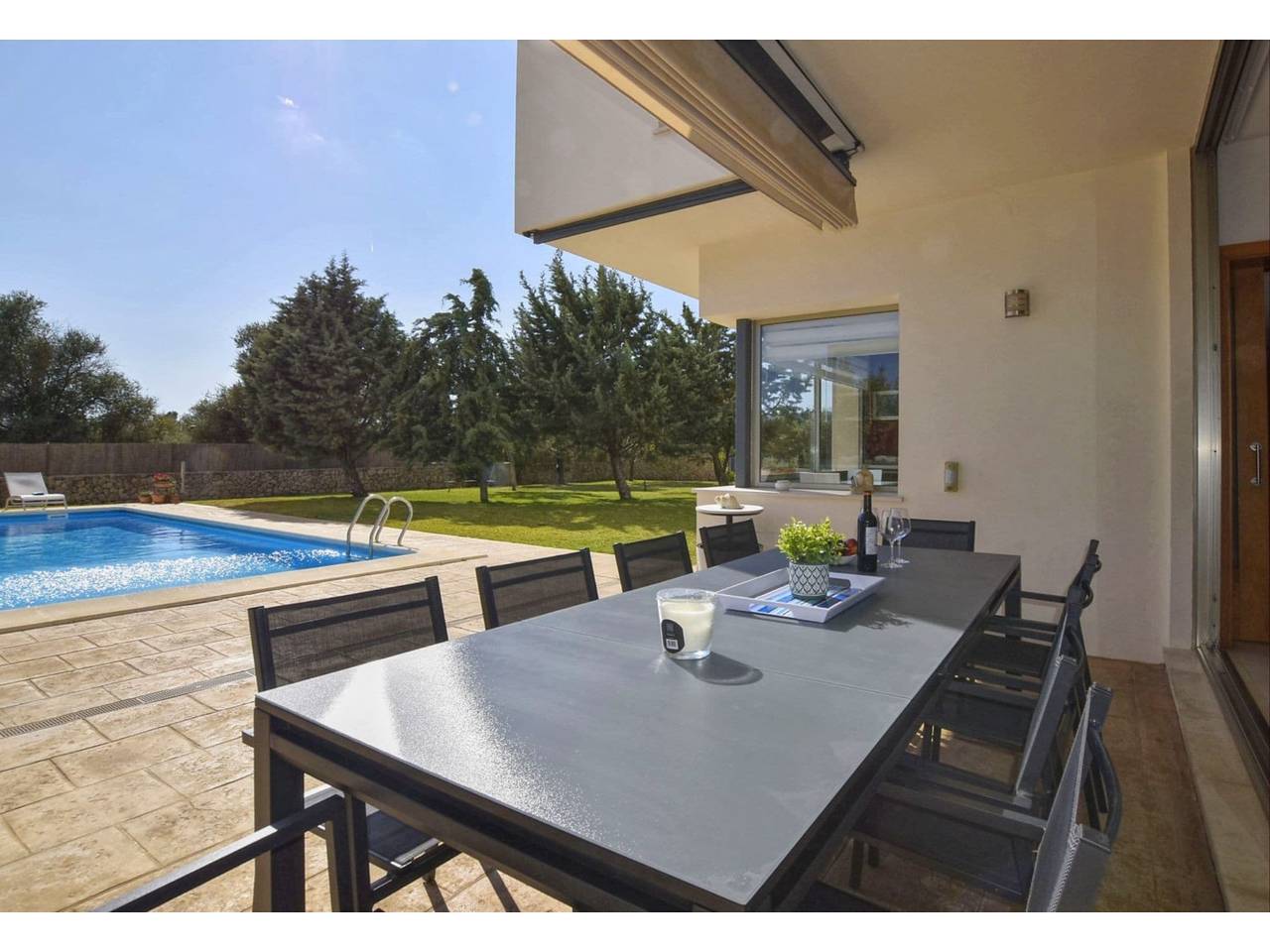 Country House with Private Pool in Binissalem, Majorca Center