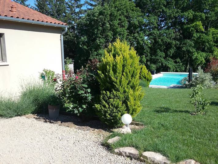Chambre d’hôte pour 2 personnes, avec Terrasse ainsi que Jardin et Piscine
