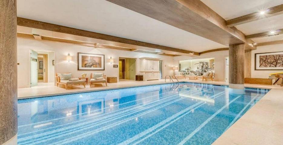 Parc de vacances pour 13 personnes, avec jacuzzi et jardin ainsi que piscine et sauna, adapté aux familles - 1