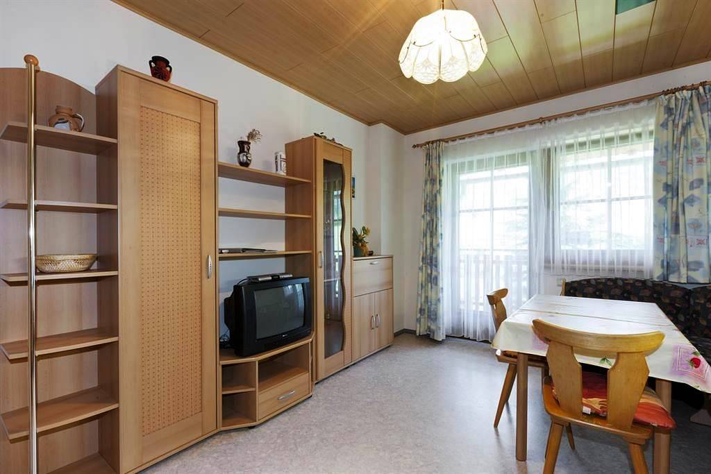 Entire holiday apartment, Ap./combined living-bed-room/shower, Wc in Pichl (Mariapfarr), Mariapfarr