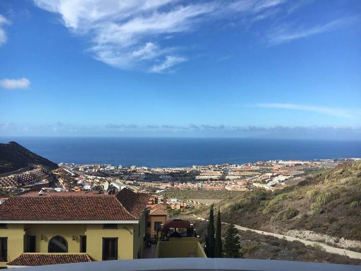 Villa für 15 Personen, mit Whirlpool und Pool sowie Garten in Adeje - 4