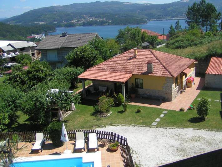 Casa rural para 8 personas, con piscina además de jacuzzi y jardín en Vilaboa - 2