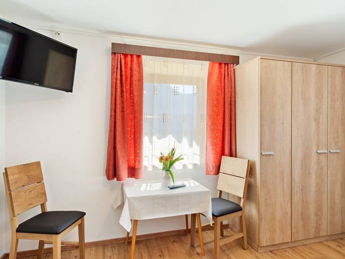 Bauernhaus für 6 Personen, mit Terrasse im Ötztal - 3