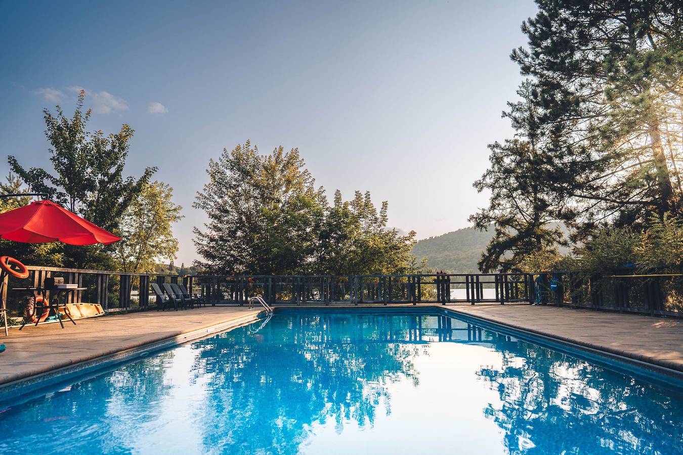 Apartamento entero, Lakefront  Mountain View - Resort Loft in Lac-Supérieur, Quebec