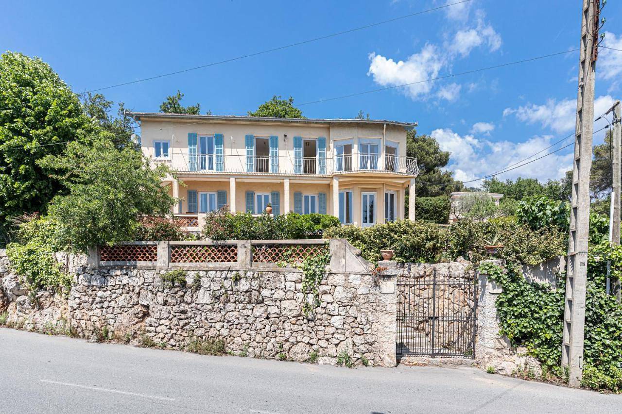 La Turbie - Villa 3 chambres avec piscine et vue mer - Proche Monaco in La Turbie, Côte méditerranéenne (France)