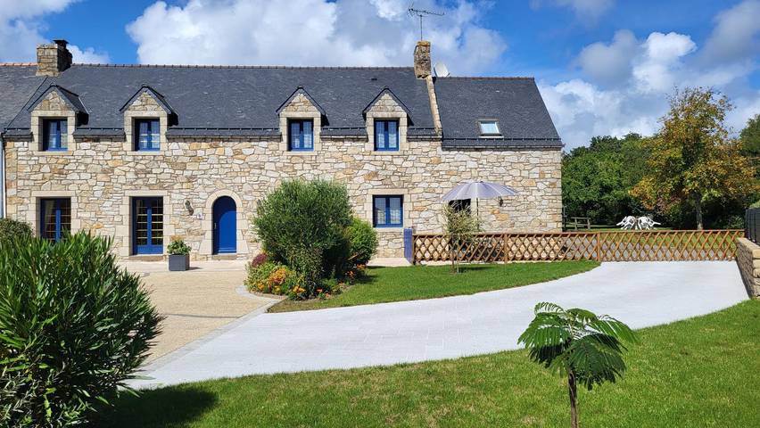 Gîte pour 5 personnes, avec jardin