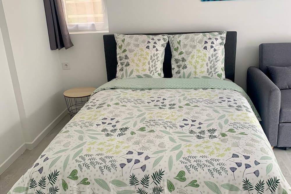 Entire apartment, Zen, studio near Paris Roissy Cdg Airport, Disneyland, Asterix, Exposition in Villepinte, Seine-Saint-Denis