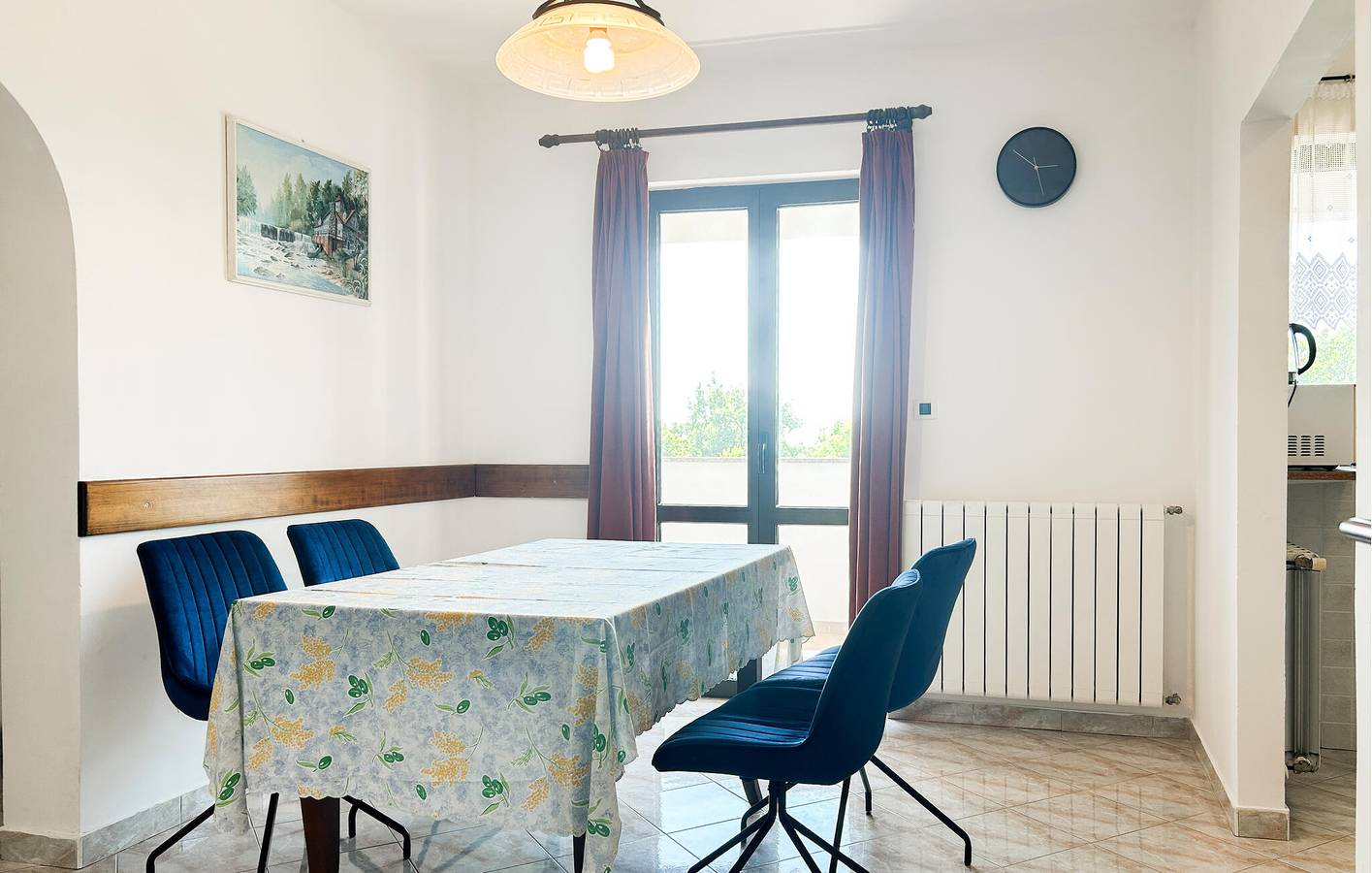 Gemütliche 2-Zimmer-Wohnung mit Terrasse in der Nähe des Stadtzentrums von Anzici in Anzici, Zentralistrien