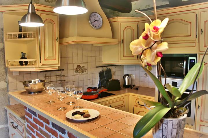 Maison de vacances pour 10 personnes, avec jardin dans le Cantal - 4