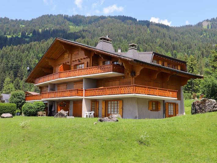 Gîte pour 8 personnes, avec jardin et balcon dans Villars-sur-Ollon