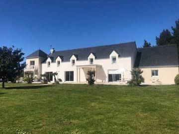 Cottage pour 2 personnes, avec piscine et vue ainsi que terrasse et jardin dans Drefféac