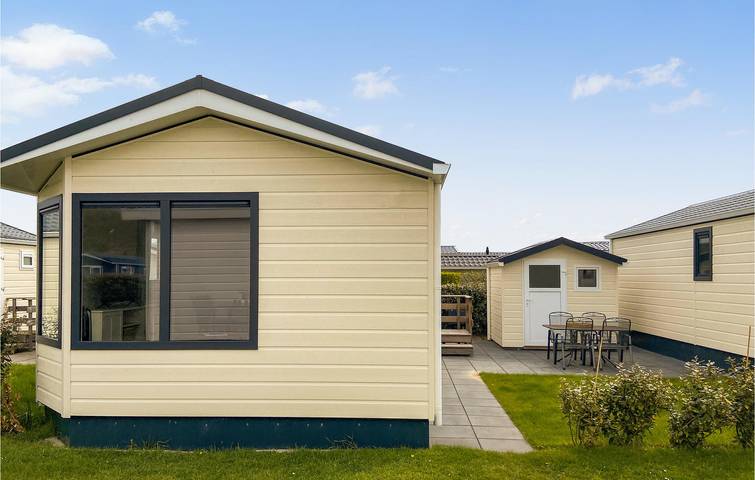 Camping für 4 Personen, mit Terrasse und Garten in Holländische Küste