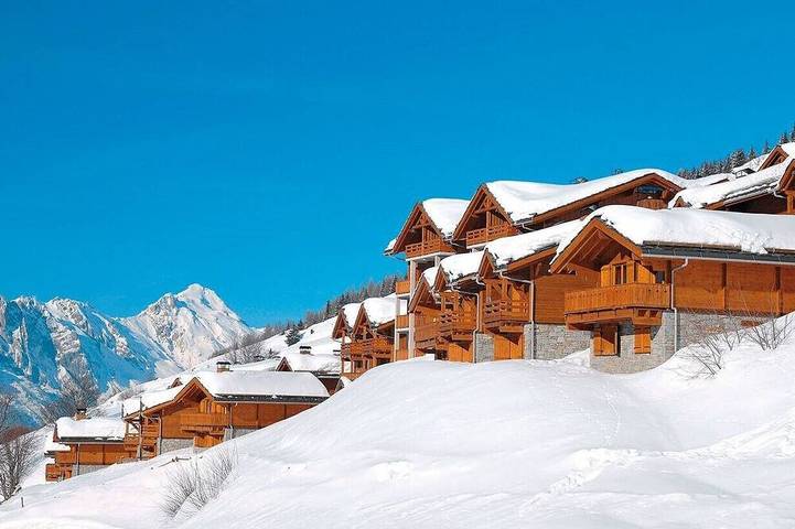 Chalet for 8 people, with pool and terrace as well as sauna - 1