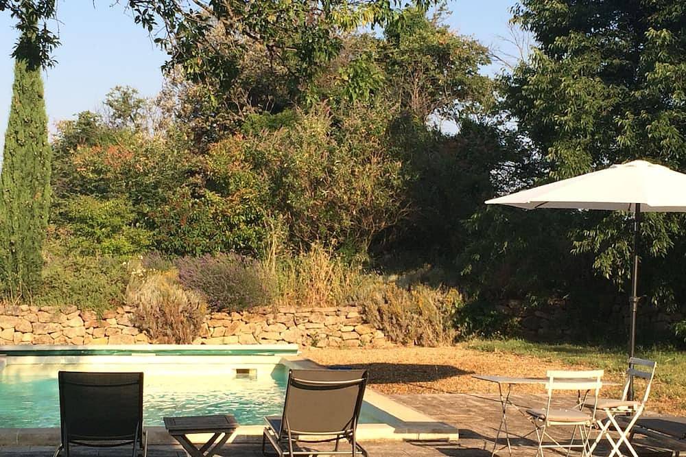 Un chalet privé parfait et piscine privée in Pertuis, Parc naturel régional du Luberon