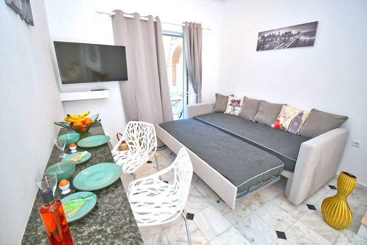 Gîte pour 4 personnes, avec jardin et jacuzzi à Agios Gordios - 4