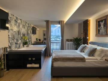 Maison d’hôte pour 2 personnes, avec terrasse et jacuzzi à Aoste