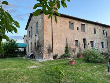 Gîte pour 2 personnes, avec jardin à Collevecchio