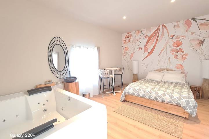 Location de vacances pour 4 personnes, avec jacuzzi et jardin, animaux acceptés à Boeschepe - 2