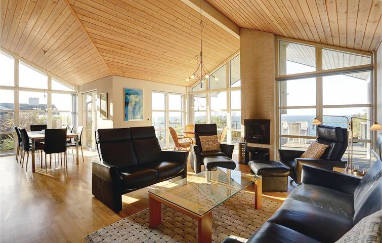 Ferienhaus für 8 Personen mit Whirlpool in Rønne, Bornholm
