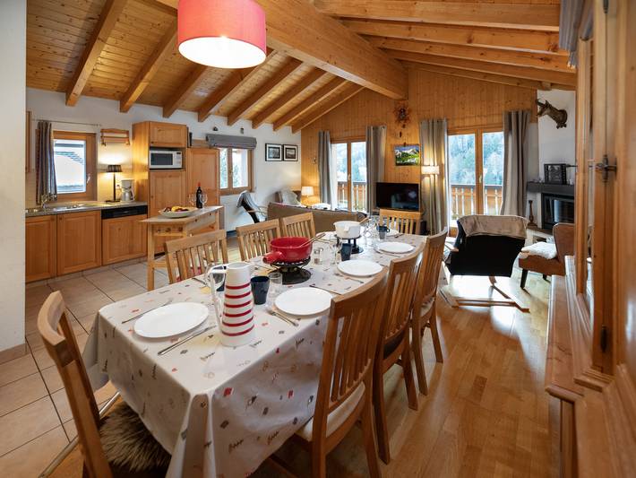 Location de vacances pour 8 personnes, avec jardin dans Ovronnaz - 4