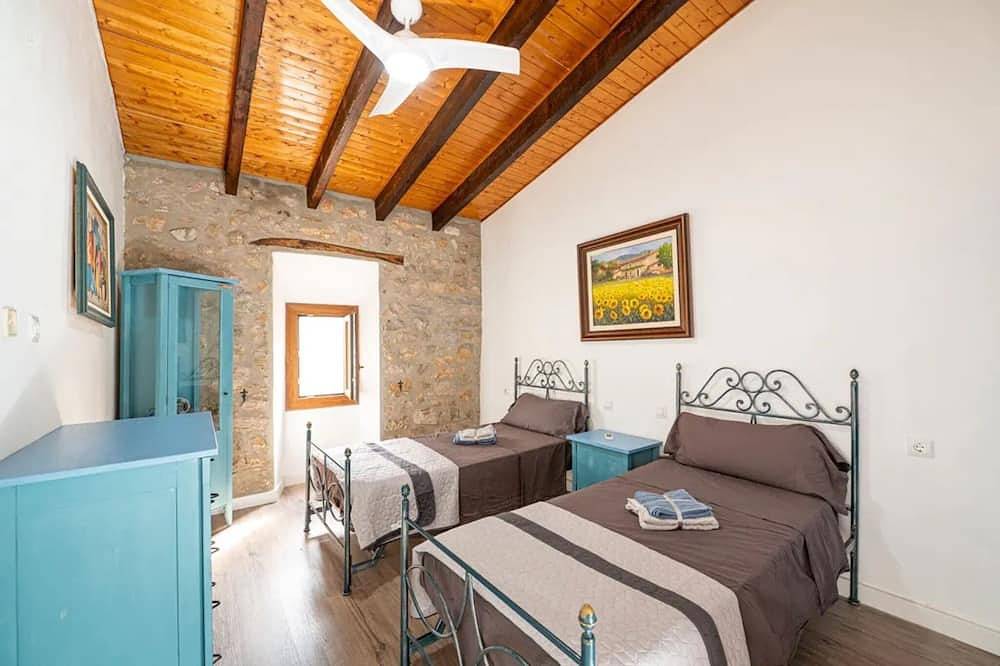 Casa de vacaciones 'C'an Artur' con terraza privada y Wi-Fi in Binisalem, Interior de Mallorca