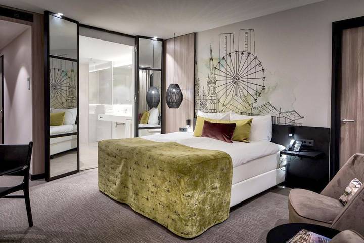 Hotel voor 2 personen, with Terras and Zwembad as well as Sauna in Tilburg