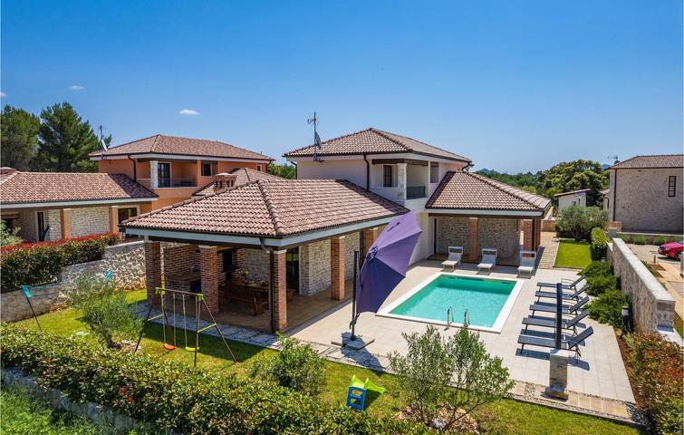 Encantador apartamento de 230 m² con piscina, terraza y a 300 m de la playa de Lučica Skrača in lučica Skrača, Ugljan