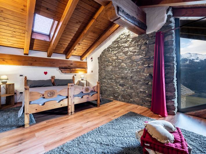 Ferienwohnung für 2 Personen, mit Balkon und Garten im Aostatal