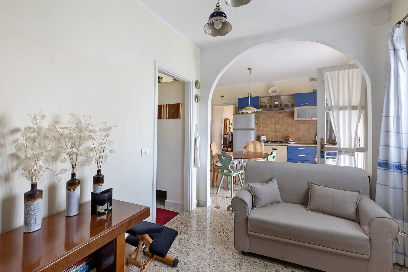 Appartement 'El Casal' met uitzicht op het meer, gedeeld zwembad en wifi, foto 15