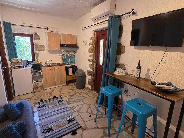 Maison d’hôte pour 2 personnes, avec jacuzzi ainsi que piscine et balcon à Agios Nikolaos - 3