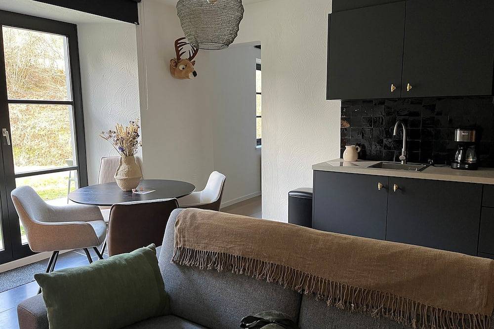 Geheel appartement, Ruim en gezellig appartement \"Ecureuil\" om bij weg te dromen in Laforêt, Vresse-sur-Semois