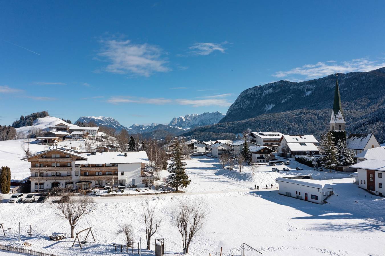 Himmelbettzimmer ca. 35m² mit Frühstück in Hinterthiersee, Thiersee