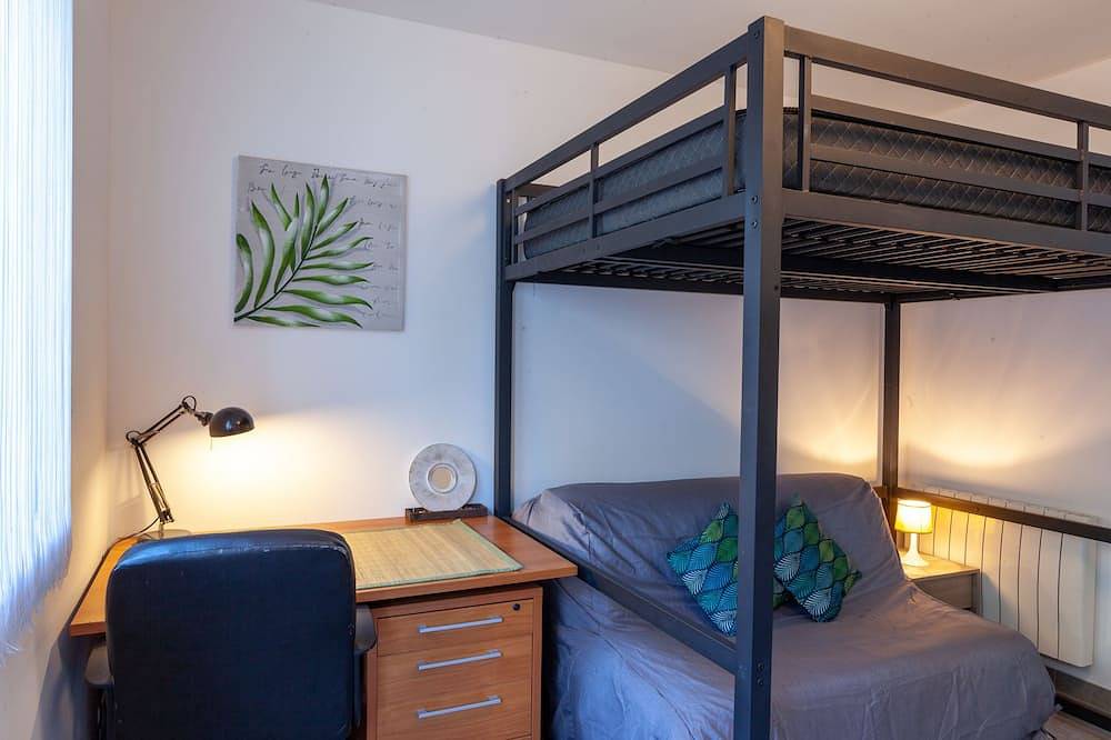 Quiet house 500m from the sea near La Baule for families 1 to 4 people in Saint-Nazaire, Côte d'Amour