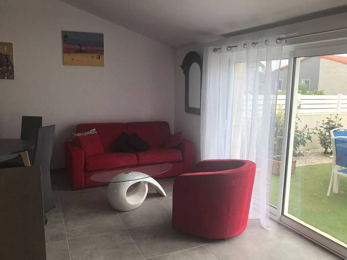 Gîte pour 2 personnes, avec terrasse à Sainte-Gemme-la-Plaine - 4