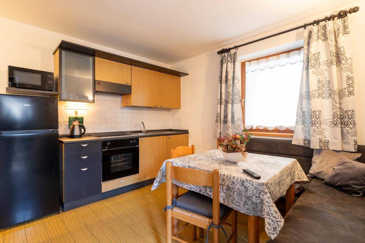 Ganze Wohnung, Two-Room Apartment in Masi di Cavalese, Cavalese