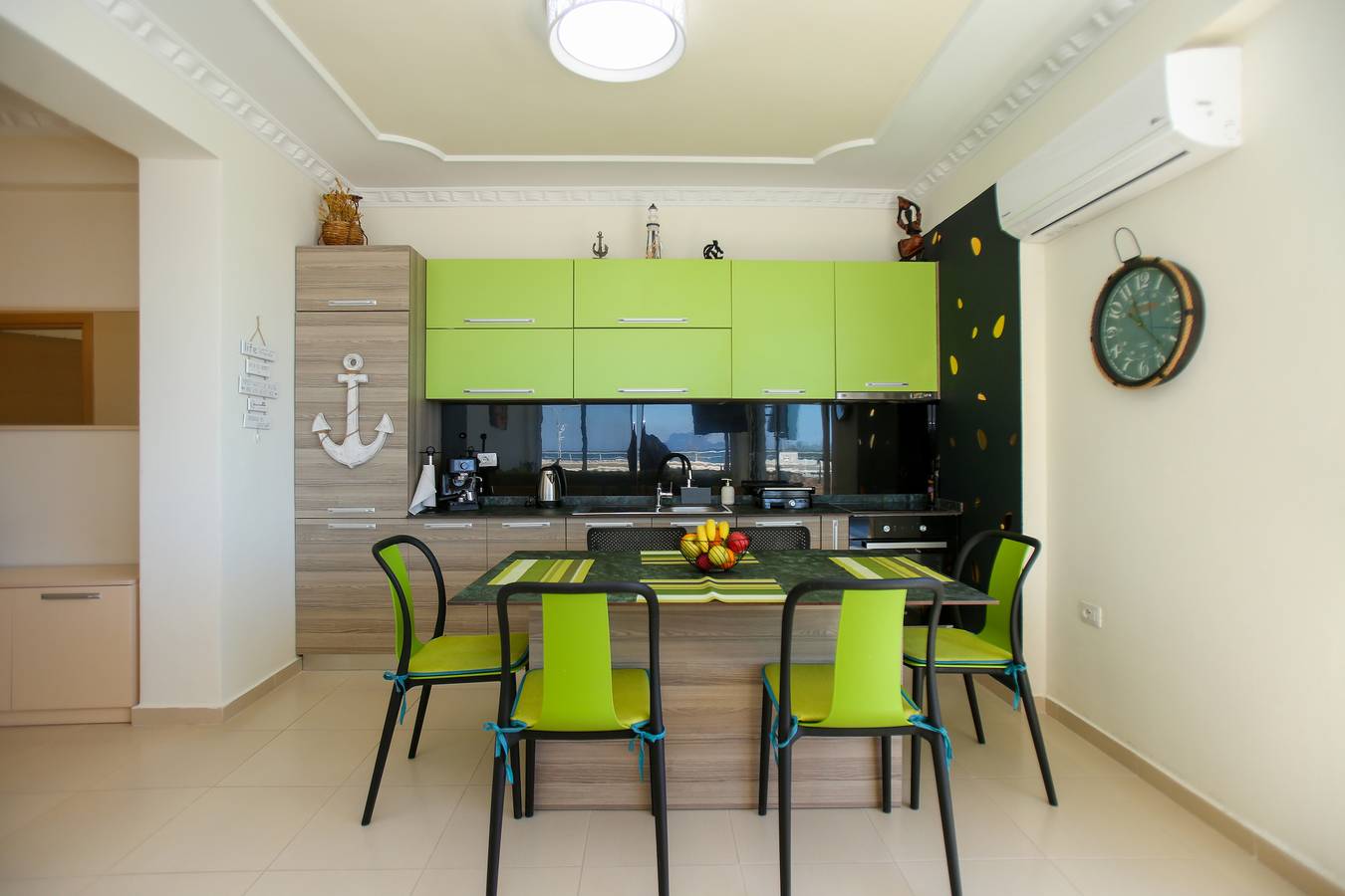 Apartamento entero, Apartamento de vacaciones para 7 personas con balcón in Albania