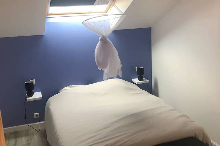La Maison Bleue Familiale : pour se ressourcer au calme et pour les enfants in Le Leuy, Région de Dax