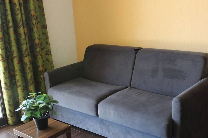 Ganze Wohnung, Studio für 4 mit Terrasse, Pool und Haustiere erlaubt in Jausiers, Nationalpark Mercantour