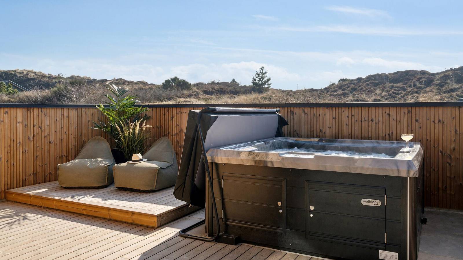 660 - Luxuriöses Poolhus in Henne mit Spa und Aktivitätsraum in Henne, Filsø See